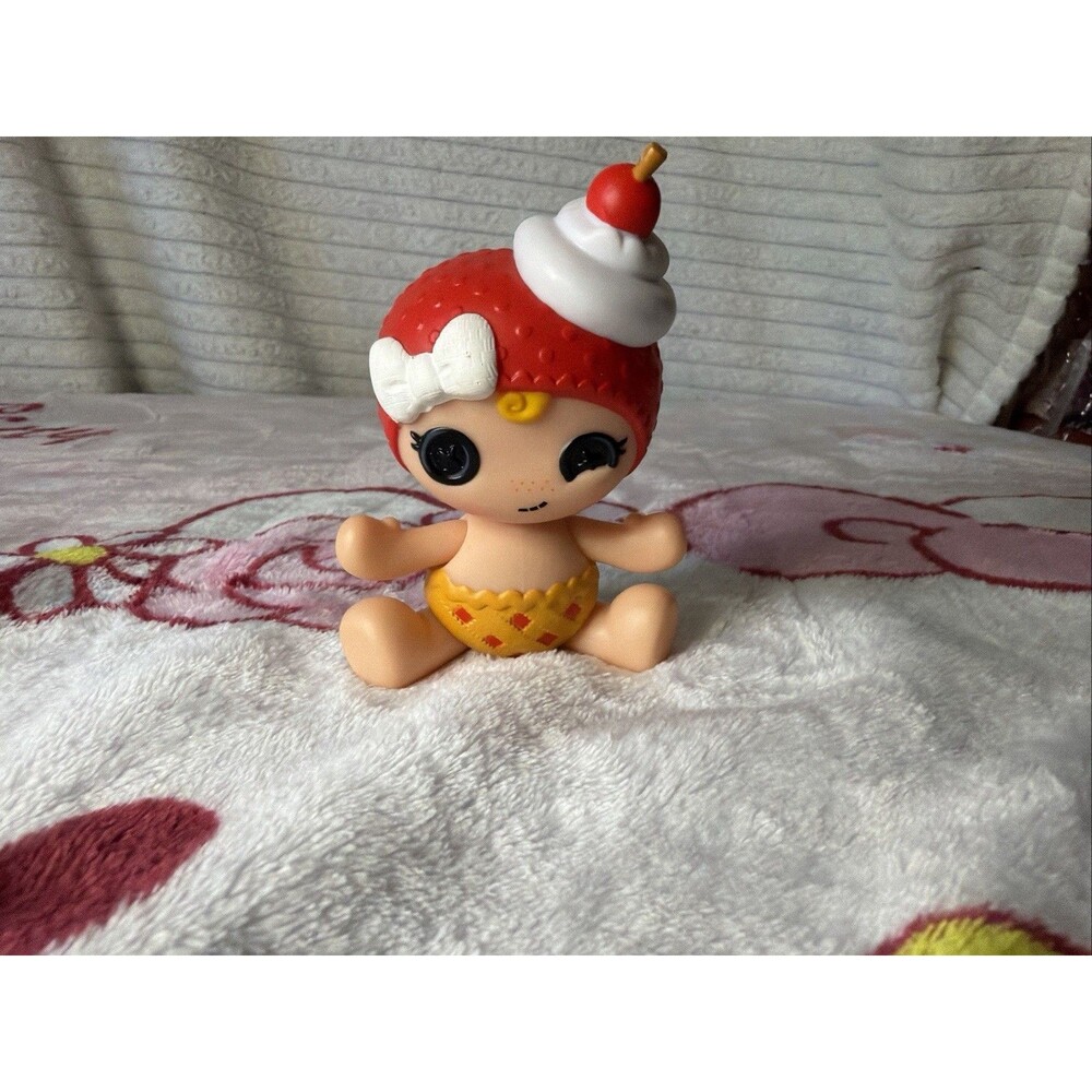 Lalaloopsy Newborns Cherry Pie Doll